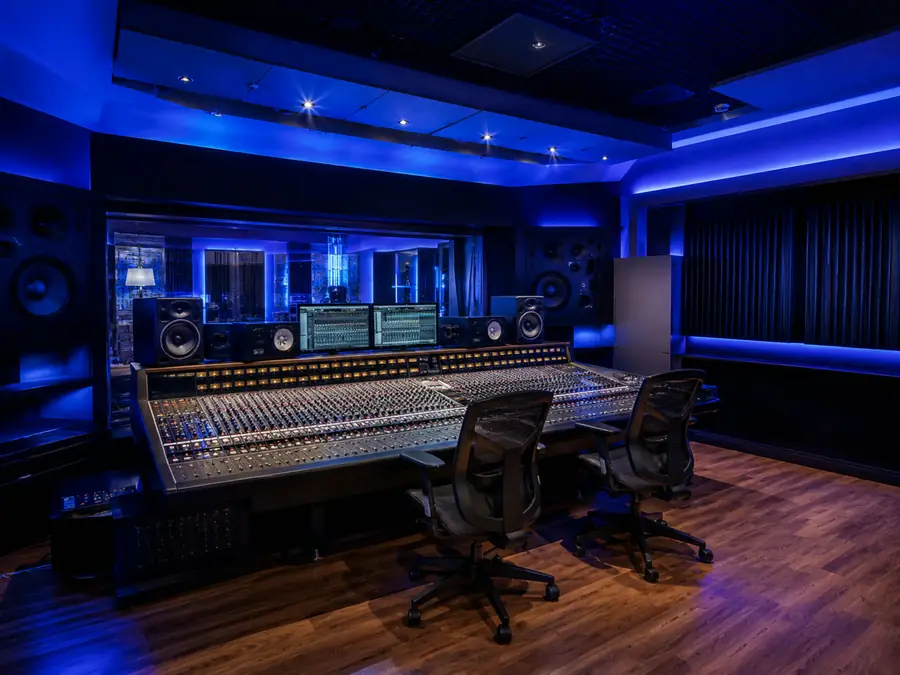 Estudio de 462 Records: Sala de Mezcla B — Bilbao